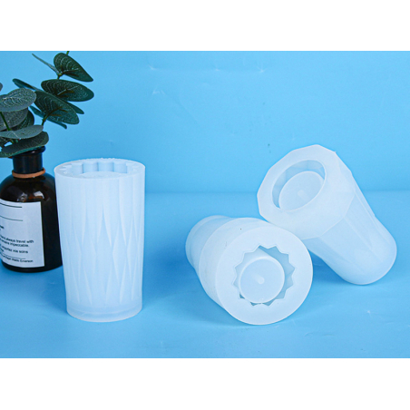 Acheter Moule en silicone - Vase - 14,99 € en ligne sur La Petite Epicerie - Loisirs créatifs
