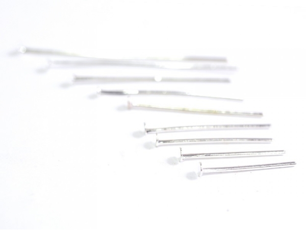 900 pins - silver-coloured head pins - 9 different sizes 900 pins - silver-coloured head pins - 9 different sizes