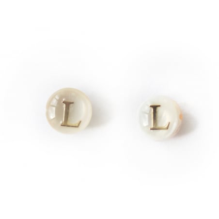 Acheter Perle coquillage naturel et laiton doré - Lettre L - 0,79 € en ligne sur La Petite Epicerie - Loisirs créatifs