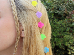 Acheter Lot de 10 pinces à cheveux - Coquillages multicolores - 1,39 € en ligne sur La Petite Epicerie - Loisirs créatifs