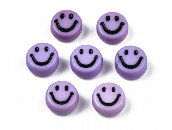 Créez des bijoux originaux avec ce lot de 20 perles sourire violettes