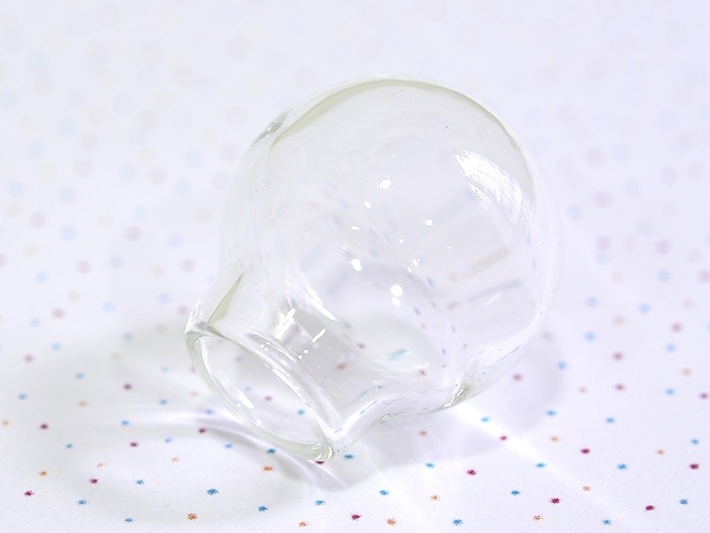 Acheter 1 bulle en verre 20 x 22 mm - pour création de bijoux - 3,20 € en ligne sur La Petite Epicerie - Loisirs créatifs
