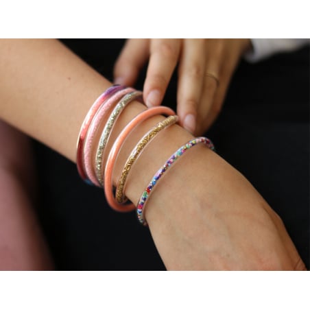 Acheter Bracelet jonc bouddhiste fantaisie à l'unité - Perles de rocailles multicolores - 1,99 € en ligne sur La Petite Epice...