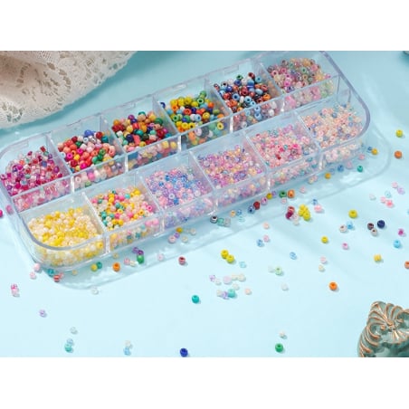 Acheter Boite d'assortiment de perles de rocaille - 12 compartiments multicolores - 11,19 € en ligne sur La Petite Epicerie -...