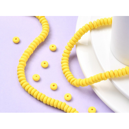 Acheter Boite de perles heishi épaisses 6 mm - Jaune - 3,49 € en ligne sur La Petite Epicerie - Loisirs créatifs