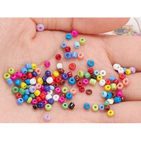 Acheter Boite de 15 couleurs de perles de rocailles - taille 8/0 soit 3 mm de diam env. - 14,99 € en ligne sur La Petite Epic...