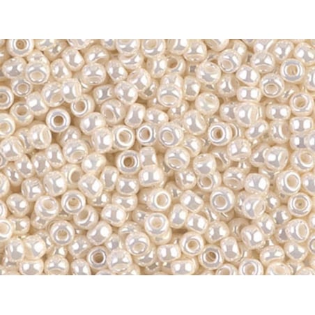 Acheter Rocailles Miyuki 8/0 ceylon antique ivory pearl - 592 - 1,29 € en ligne sur La Petite Epicerie - Loisirs créatifs