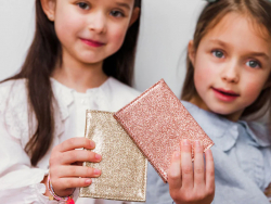Acheter Porte-passeport - Glitter rose - 10,49 € en ligne sur La Petite Epicerie - Loisirs créatifs
