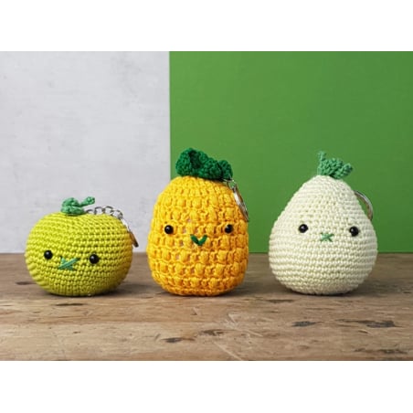 Acheter Kit crochet - Pendentif sac pomme - 7,99 € en ligne sur La Petite Epicerie - Loisirs créatifs