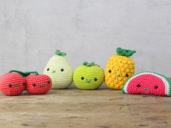 Acheter Kit crochet - Pendentif sac cerise - 7,99 € en ligne sur La Petite Epicerie - Loisirs créatifs