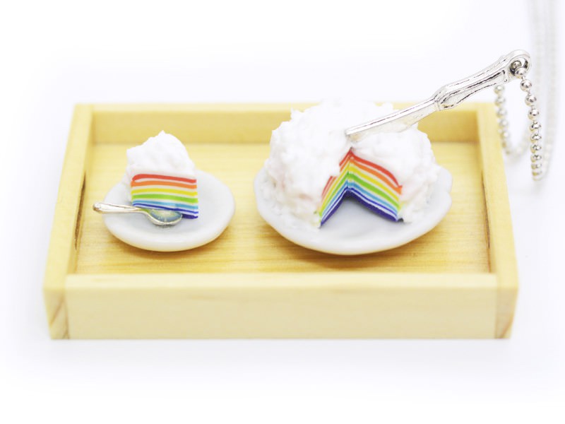 Le Rainbow Cake