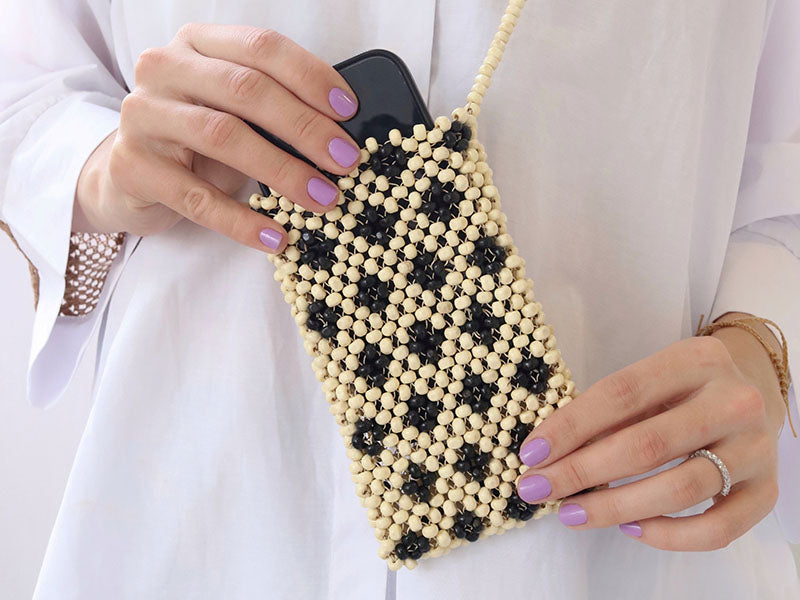 Ma pochette de téléphone en perles