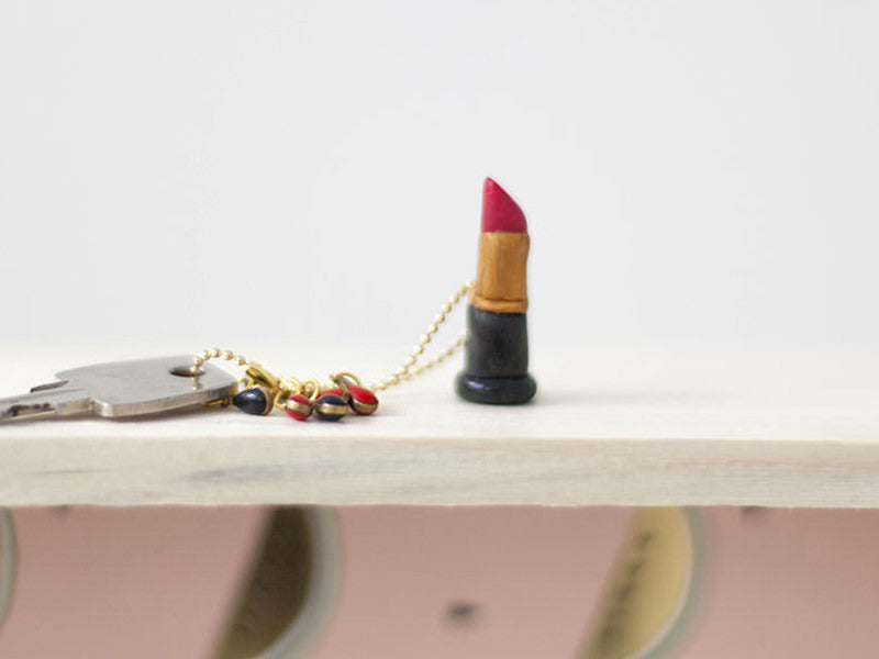 Le rouge à lèvres en Fimo