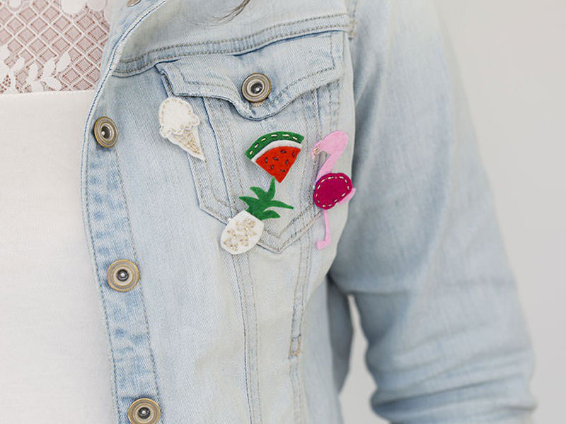 Les broches en feutrine d'été