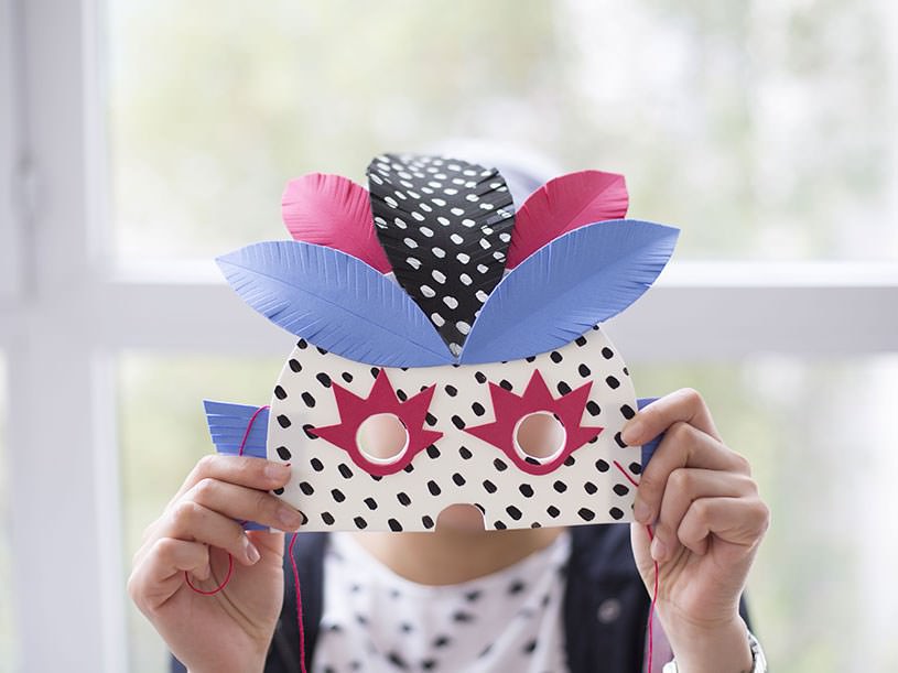 Le masque de carnaval en mousse