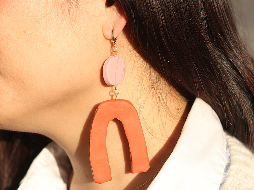 Les maxi boucles d'oreilles en pâte Fimo