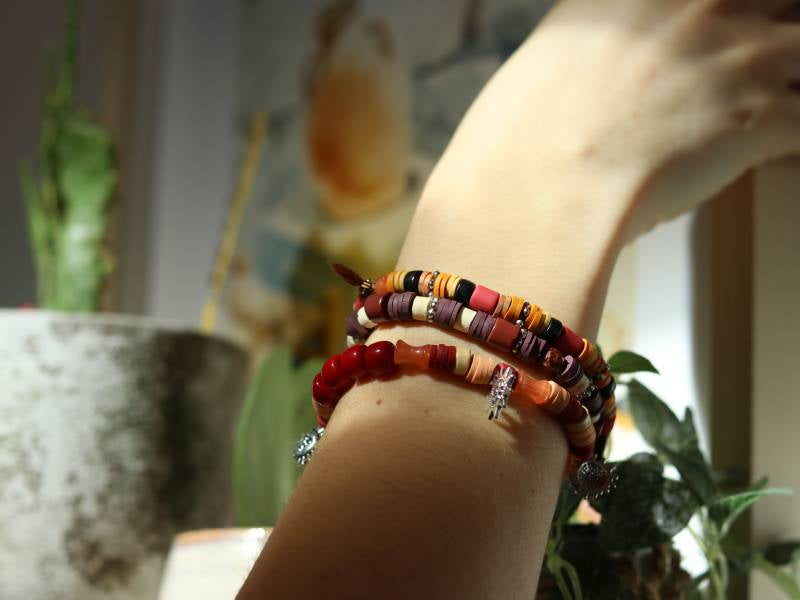 achat Mélange de perles heishi et de breloques - Petra