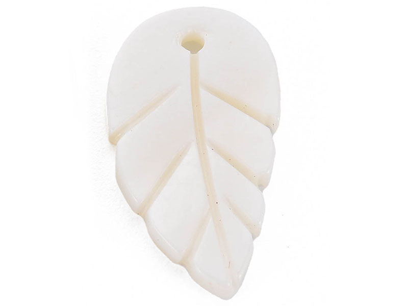 Achat Lot de 5 pendentifs feuille en coquillage nacré - 22 x 12 mm