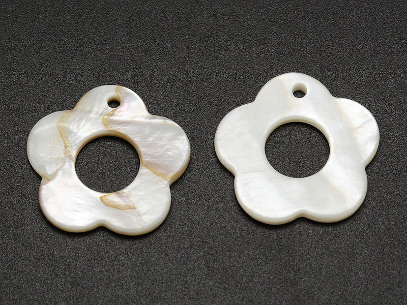 achat Lot de 5 pendentifs fleurs en coquillage nacre - 25 mm