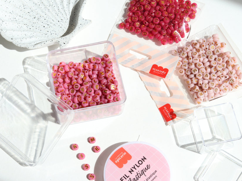 Achat 200 perles lettres dorées – Rose Indien