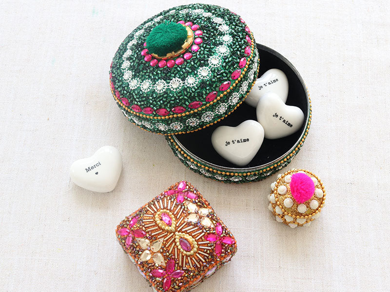 Achat Grande Boite indienne perles pompon vert - Pondie Chérie