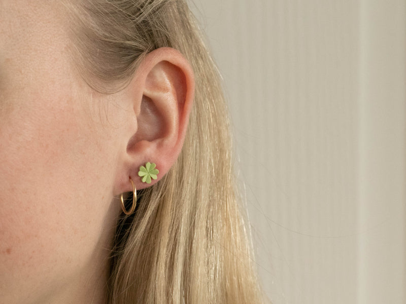 achat Boucles d'oreilles en porcelaine Trèfle - La Petite Epicerie
