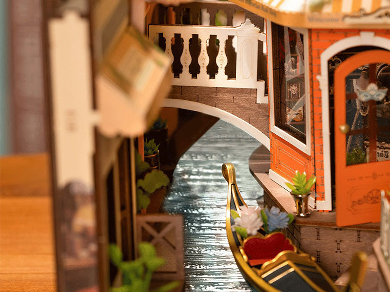 achat Book Nook - Pièce miniature Romantic Venice maquette - Rolife