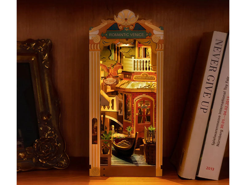 achat Book Nook - Pièce miniature Romantic Venice maquette - Rolife