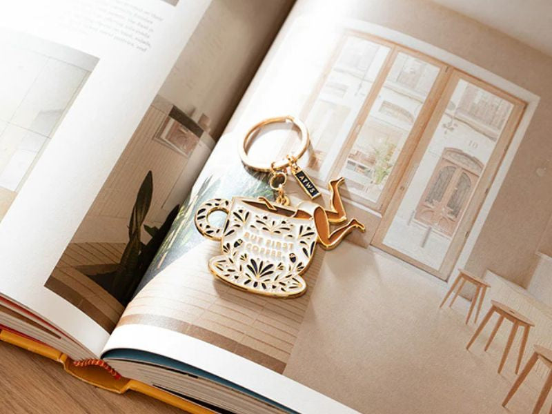 achat Porte-clés en émail  But First Coffee - ATWS