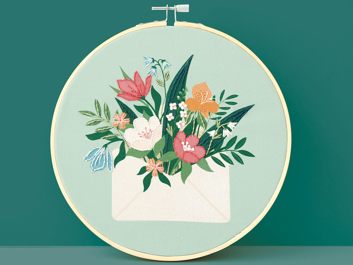 achat Kit broderie partielle Graine Créative motif bouquet