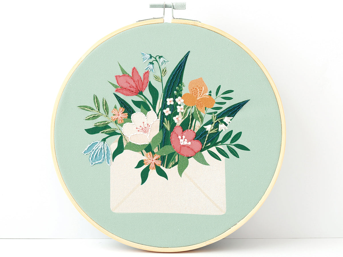 achat Kit broderie partielle Graine Créative motif bouquet