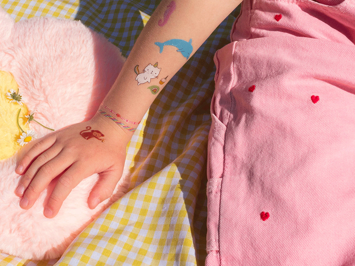 Offrez cette pochette de 30 Tatouages Sirènes à votre enfant