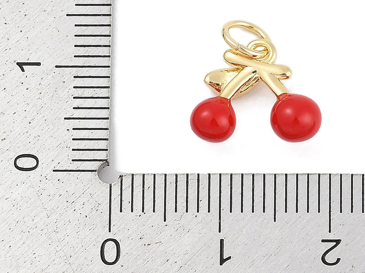achat Breloque cerises émaillées en laiton doré à l’or fin