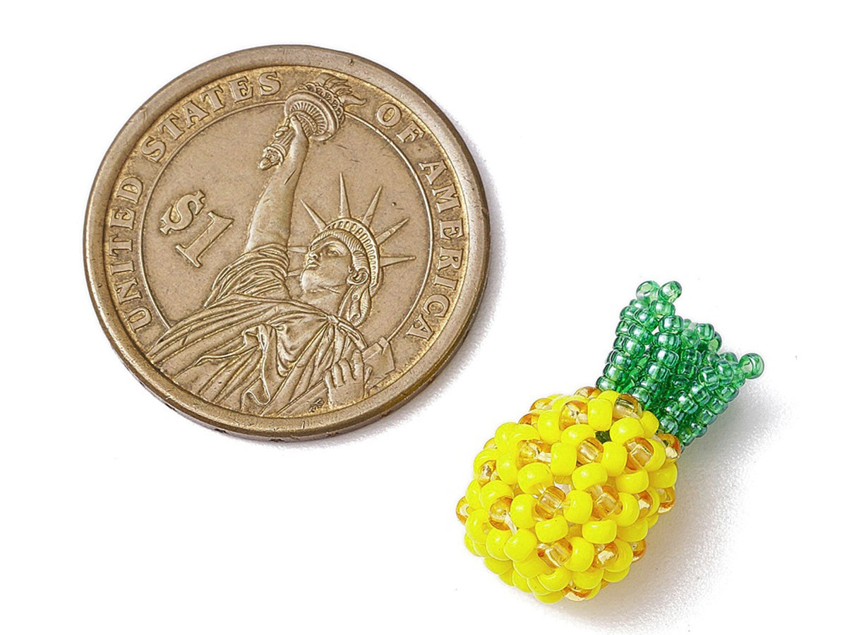 achat Breloque ananas en perles de rocaille jaunes