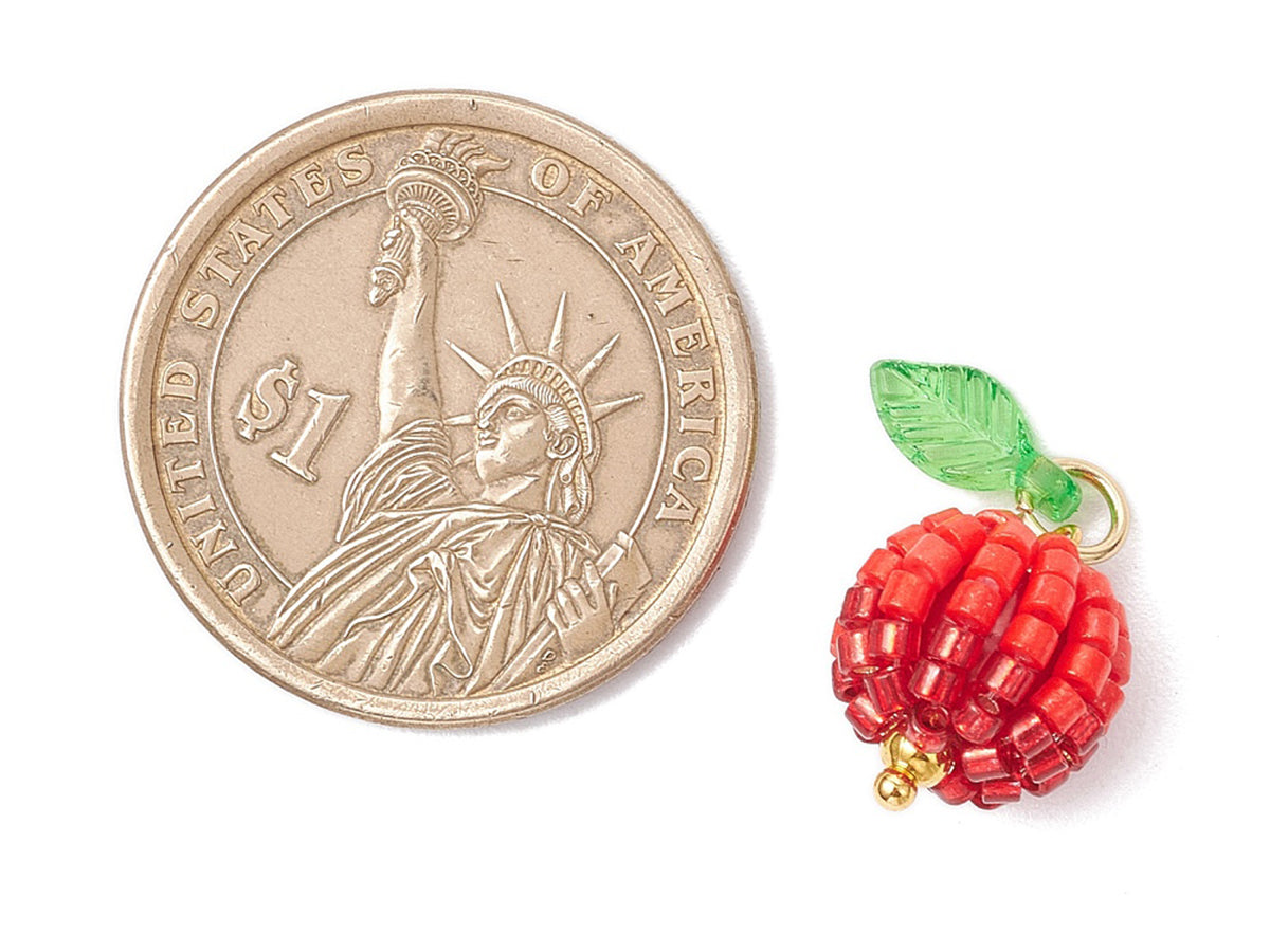 achat Pendentif pomme rouge en perles de rocaille nacrées