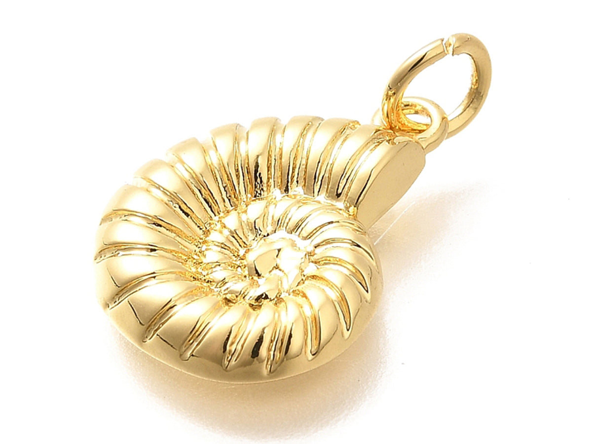 Achat Breloque coquillage orné de strass en laiton doré à l’or fin