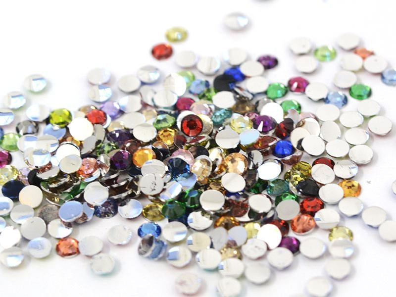 Achat 100 strass diamants multicolores