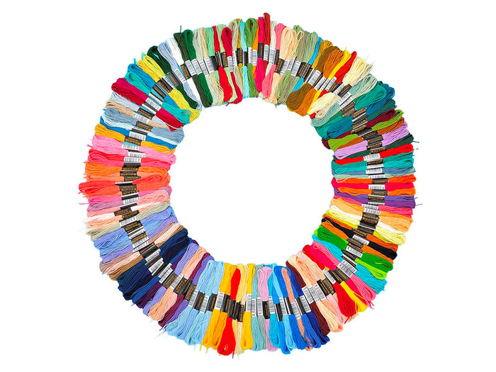 Achat 150 Écheveaux de fils en polycotton à broder - 150 couleurs