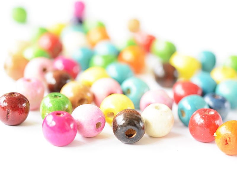 Achat 50 perles rondes multicolores en bois vernis - 14 mm