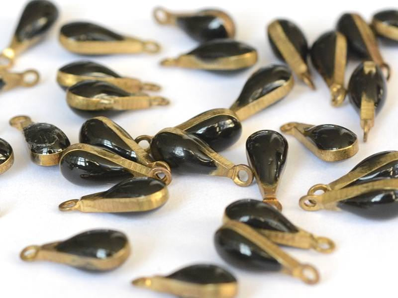 achat Breloque petite goutte émaillée - noire