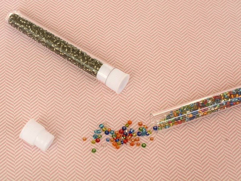 Achat Tube de 350 perles à inclusions argentés - multicolore
