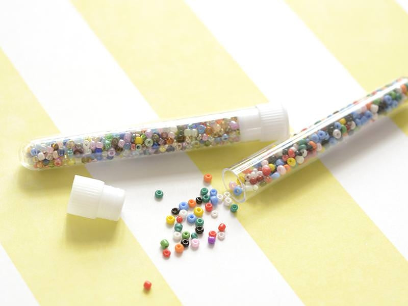 Achat Tube de 350 perles de rocailles opaques  - assortiment