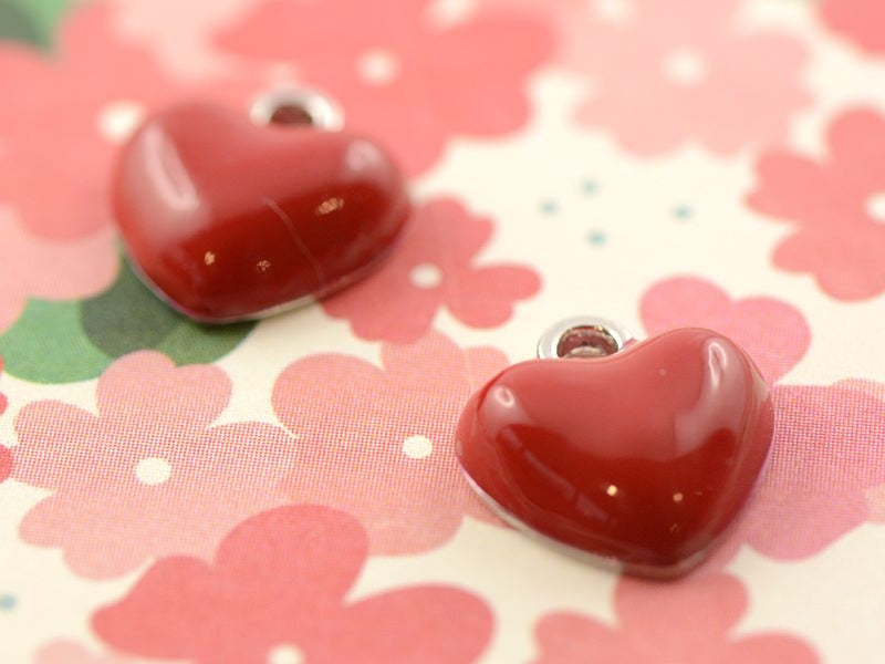 achat Breloque émaillée - coeur rouge