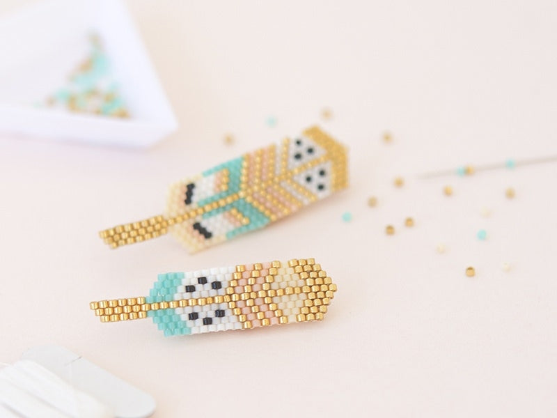Achat Kit Rose Moustache - tissage de perles miyuki - les broches plumes