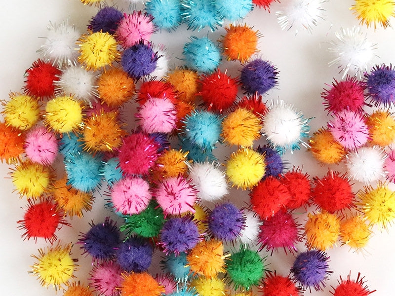 achat Lot de 100 pompons à fils métalliques de couleur vives - 1,5 cm