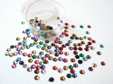 Achat 100 strass diamants multicolores