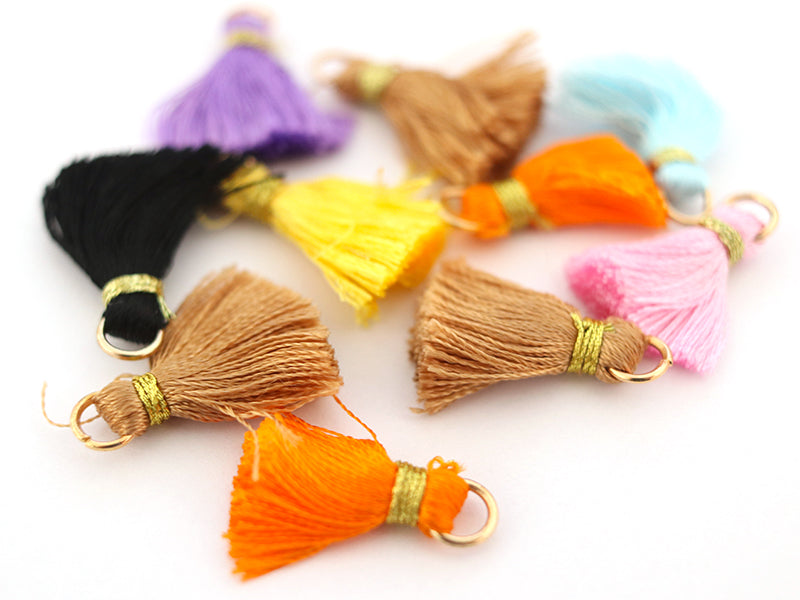 Achat Lot de 10 pompons - couleurs aléatoires et fil doré - 20 mm
