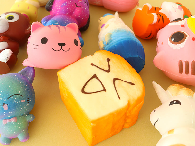 achat Squishy Licorne blanche et dorée