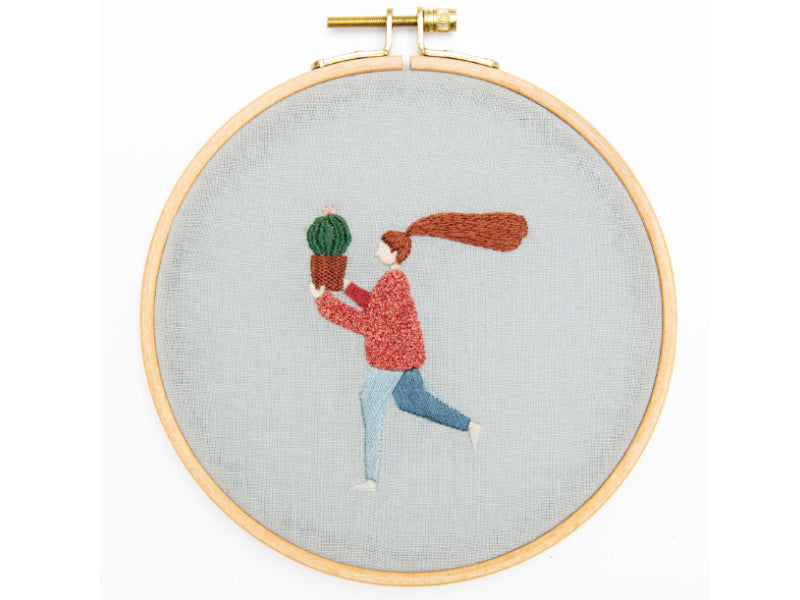 Achat Kit de broderie traditionnelle - "plant lady" - la jeune fille au cactus par Slow evenings