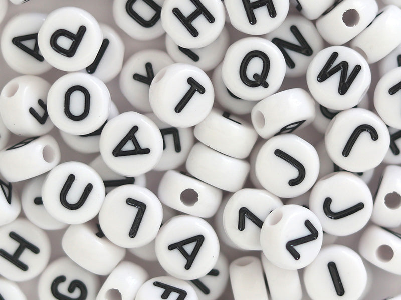 Achat Lot de 200 perles rondes - Lettres alphabet noires